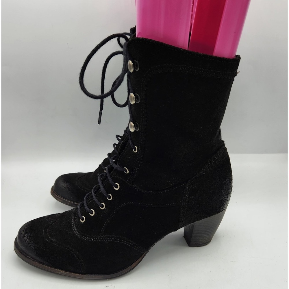 DKODE Vylma Boots Black Women's Size 37 US 6.5 Heeled Suede Wingtip Lace Up‎